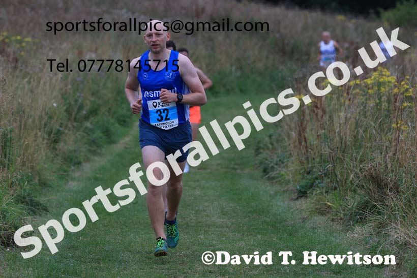 Senior Men and Veterans Relay, 2024 Sunderland XC Relays.  Photo: David T. Hewitson/Sports for All Pics
